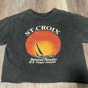 Brandy Melville short sleeve shirt